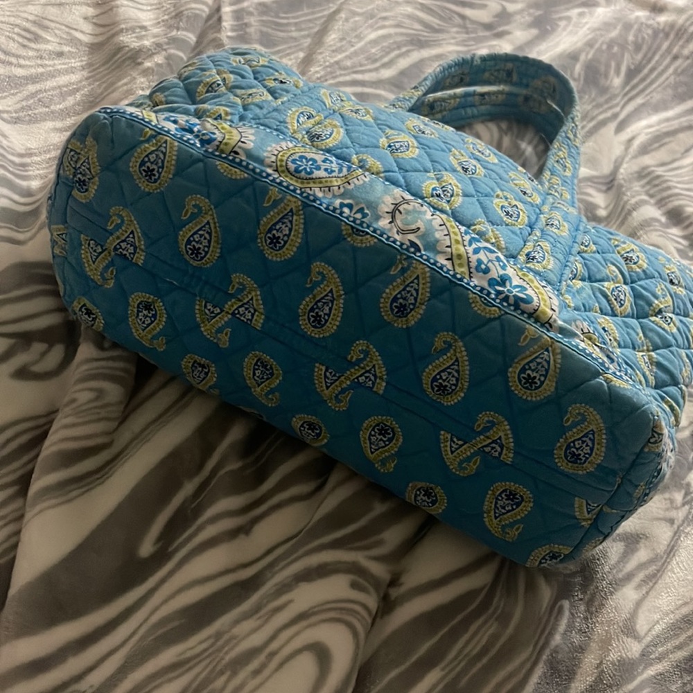 2 Vera Bradley Bags - Picture 11 of 16